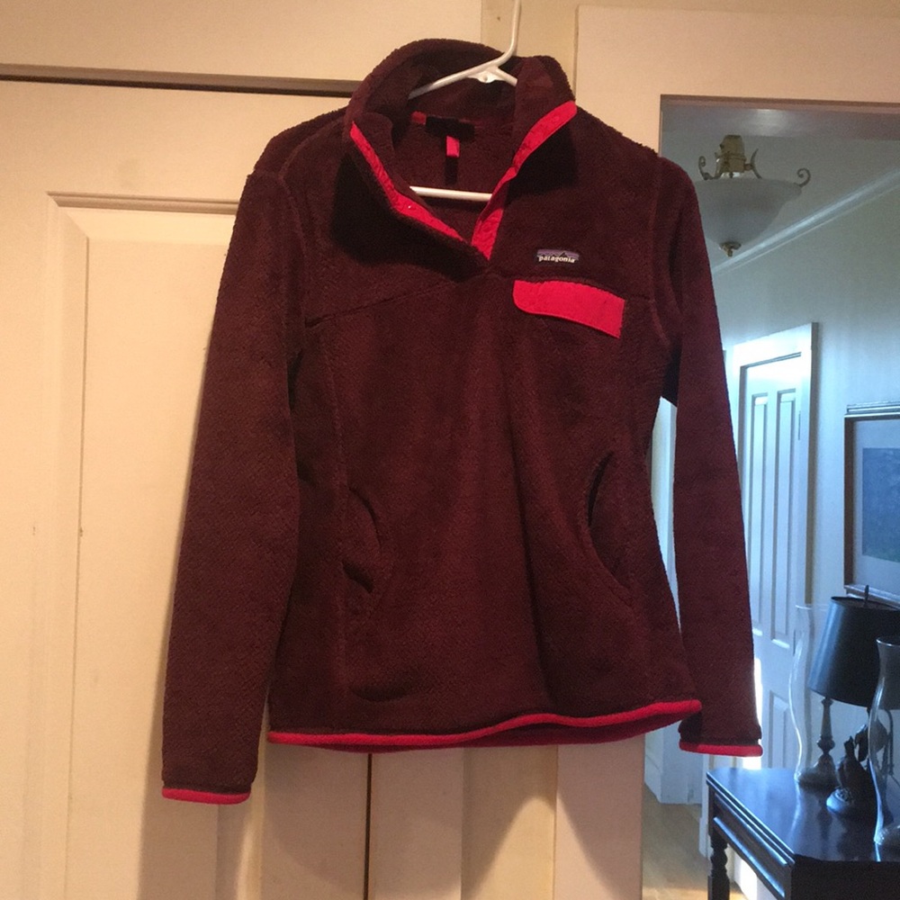 Patagonia women’s quarter snap fleece
